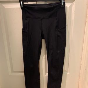 Cropped lulu lemon leggings